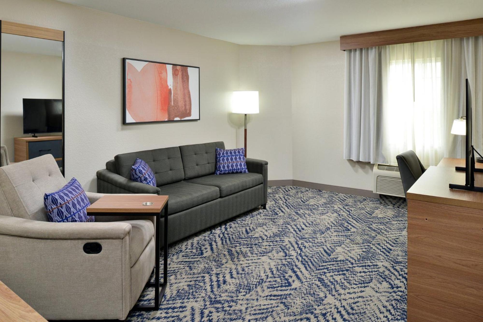 Candlewood Suites Kansas City Northeast By Ihg Exterior foto